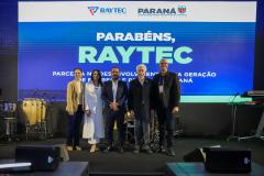 ADAPTAÇÕES – A Raytec, que possui diversas certificações de qualidade internacionais, atende tanto ao setor público quanto ao mercado privado. Os veículos podem ser, por exemplo, adaptados para uso como ambulâncias, transporte de cães, transporte de presos, consultórios móveis – odontológicos, oftalmológicos, ginecológicos –, serviços móveis (pet shop, salão de beleza, food truck), transporte urbano, entre outros. A empresa também trabalha com a customização de viaturas das forças de segurança.  “Temos hoje