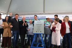 Governador entrega Condomínio do Idoso com 40 unidades e piscina térmica em Ponta Grossa
