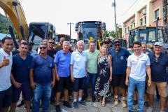 Governo do Estado entrega R$ 3,7 milhões em máquinas agrícolas para Matinhos