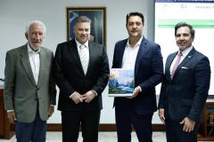 Ratinho Junior recebe Encarregado de Negócios no Brasil dos Estados Unidos