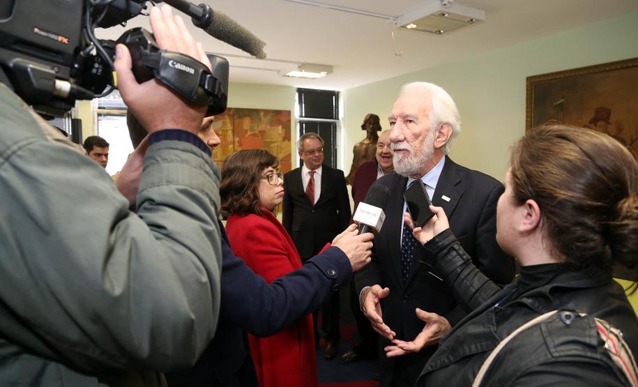 Convênio vai melhorar transporte de Curitiba e região