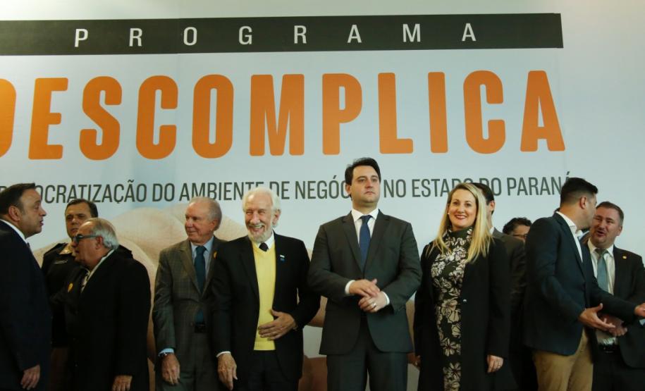 Vice-governador participa do lançamento do programa Descomplica