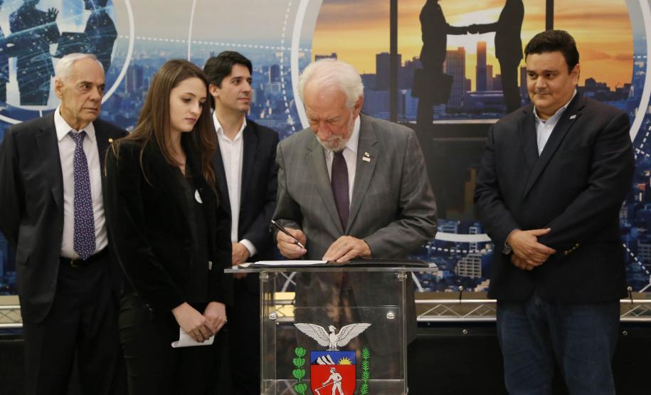 Cem novos profissionais vão reforçar quadro do Executivo