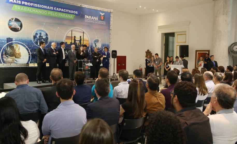 Cem novos profissionais vão reforçar quadro do Executivo