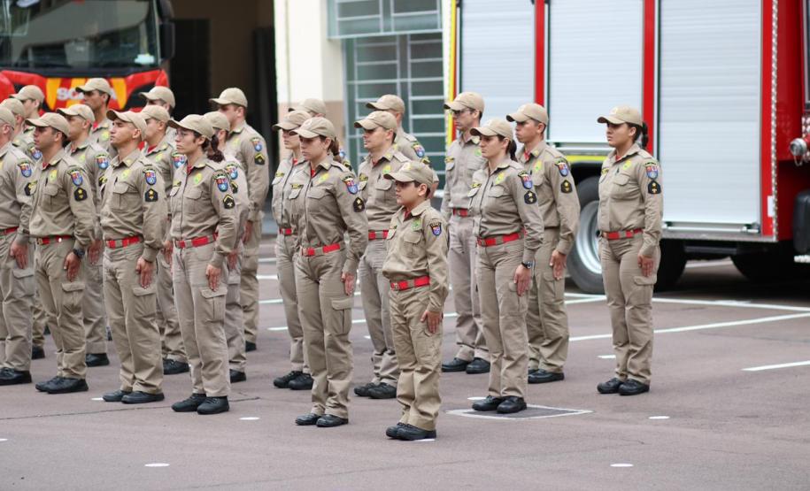 Corpo de Bombeiros condecora Piana