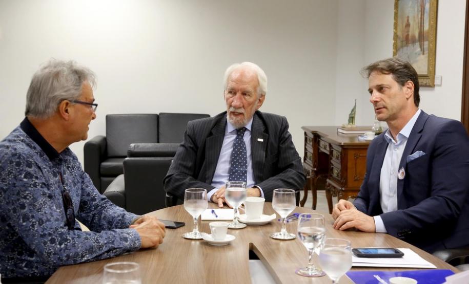 Sanepar colocará totens de serviços nas unidades do Grupo Condor