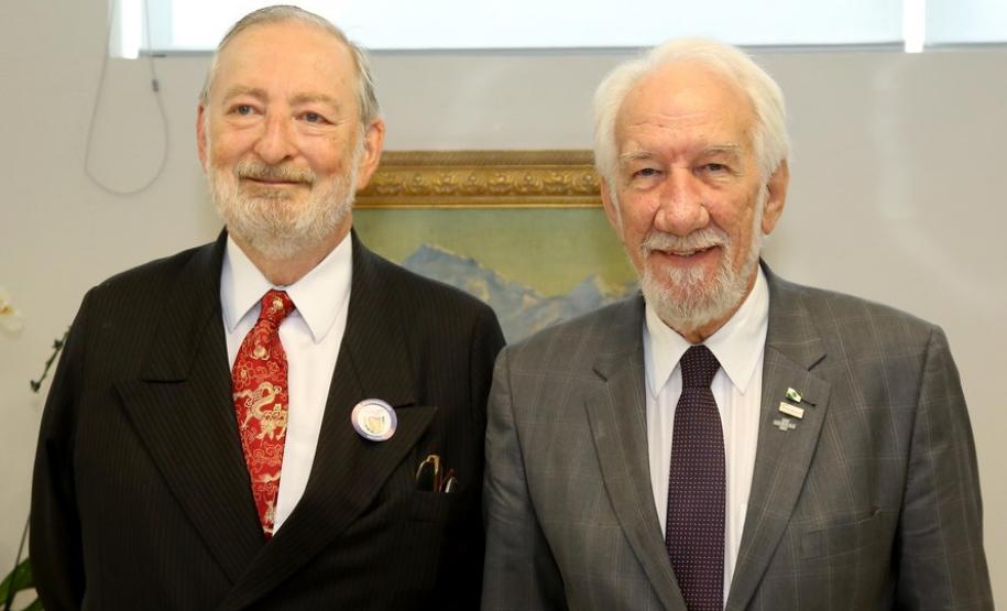 Vice-governador se reúne com representante do Itamaraty