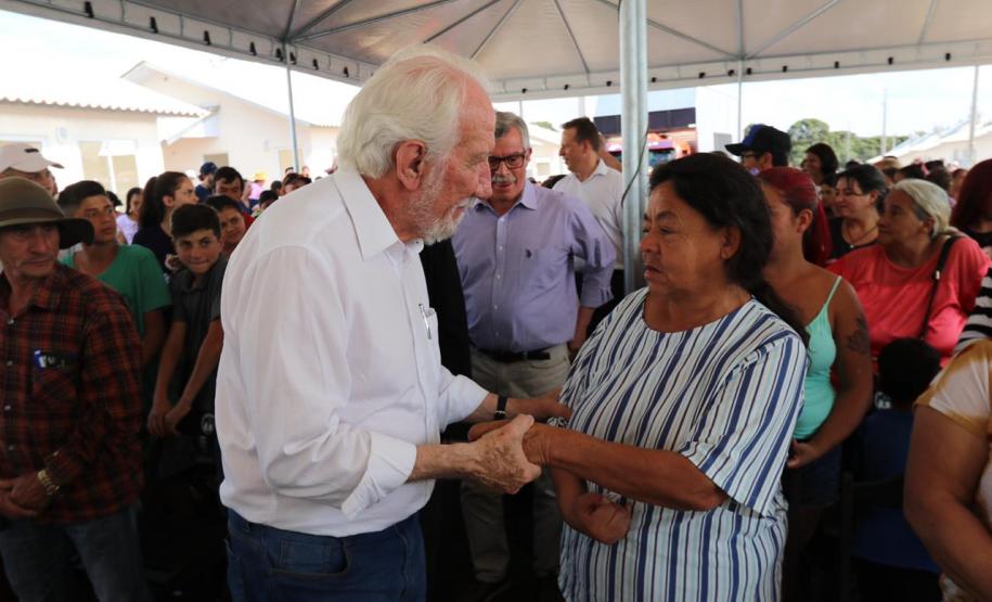 Em Palmas, 75 famílias recebem as chaves da casa própria