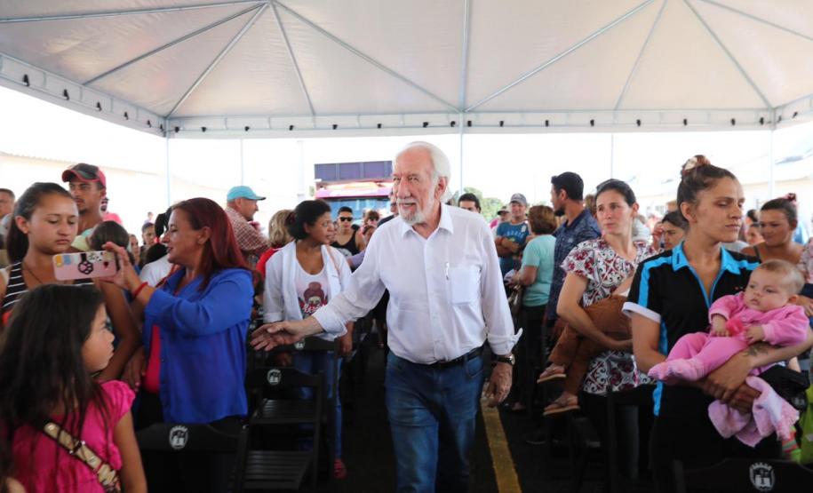 Em Palmas, 75 famílias recebem as chaves da casa própria