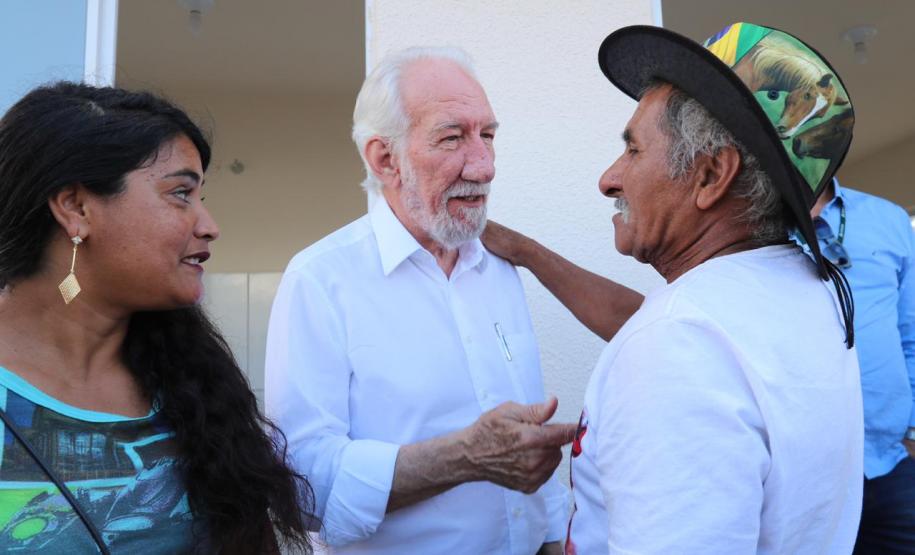 Em Palmas, 75 famílias recebem as chaves da casa própria