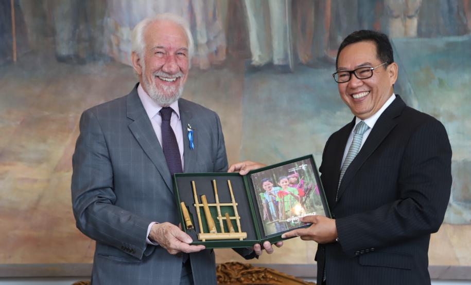 Paraná intensifica aproximação com Indonésia para o comércio de carnes