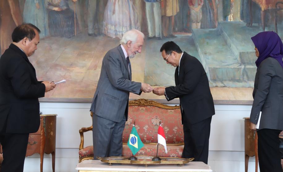 Paraná intensifica aproximação com Indonésia para o comércio de carnes