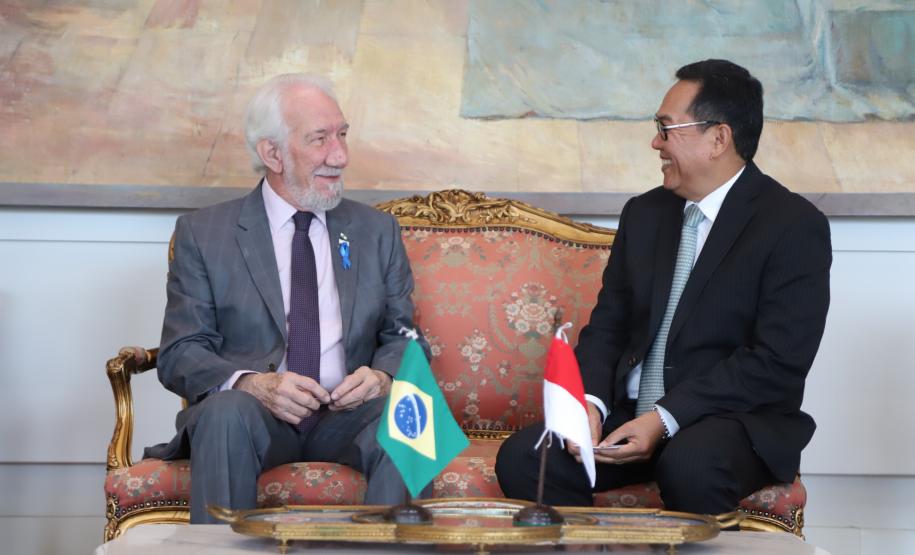 Paraná intensifica aproximação com Indonésia para o comércio de carnes