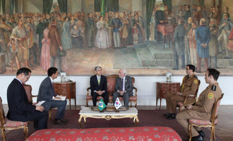 Embaixador da Coréia do Sul foi recebido pelo vice-governador Darci Piana