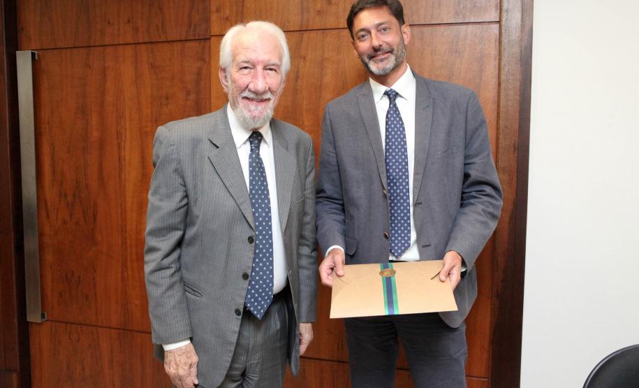 Paraná quer fortalecer relações comerciais com o Reino Unido