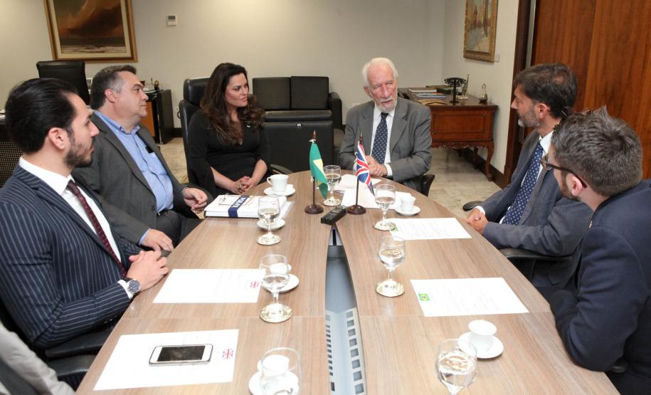 Paraná quer fortalecer relações comerciais com o Reino Unido