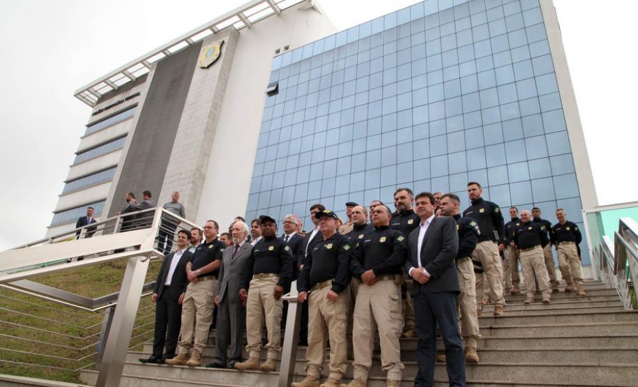 Entrega de viaturas para a PRF