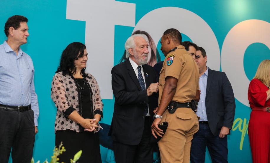 Estado autoriza pagamento extra de R$ 20 milhões às escolas