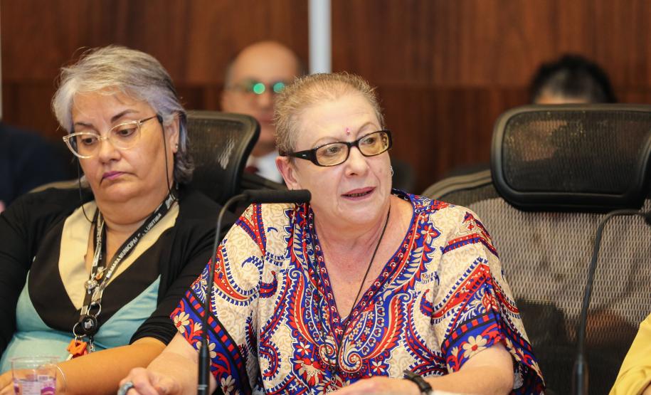 Estado discute com classe artística e cultural política para o setor