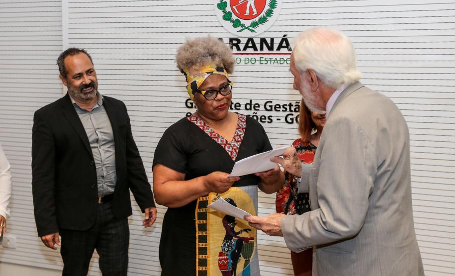 Estado discute com classe artística e cultural política para o setor