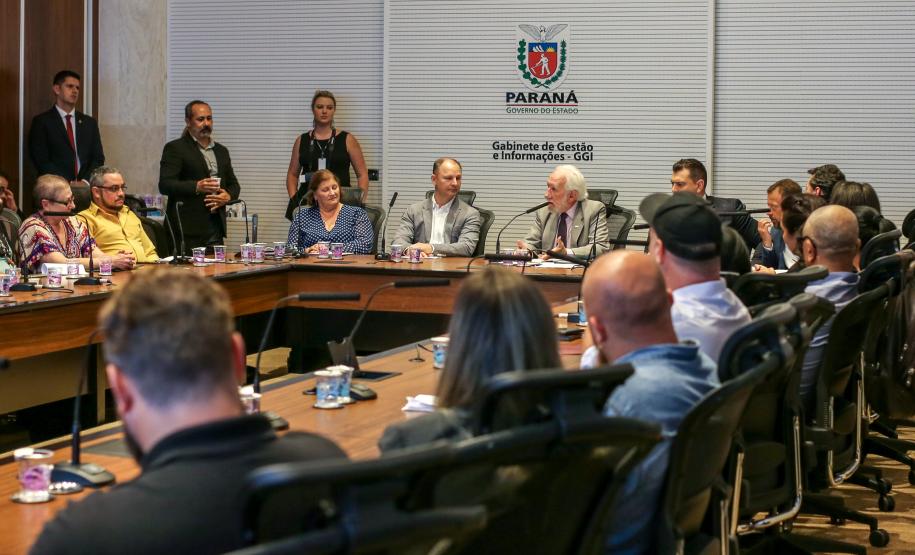 Estado discute com classe artística e cultural política para o setor