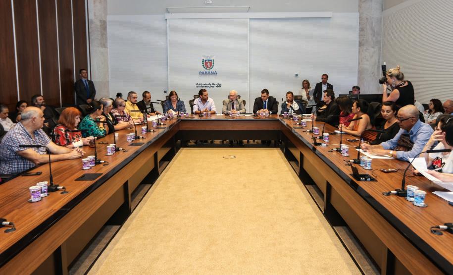 Estado discute com classe artística e cultural política para o setor