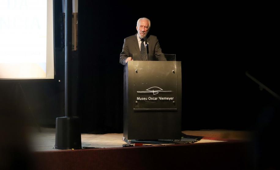 Seminário discute políticas públicas voltadas à primeira infância