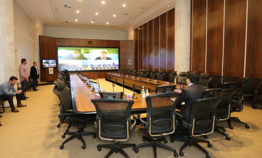 Paraná prepara plano para retomada da economia no pós-Covid-19