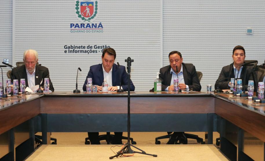 Governo discute retomada econômica com setor madeireiro