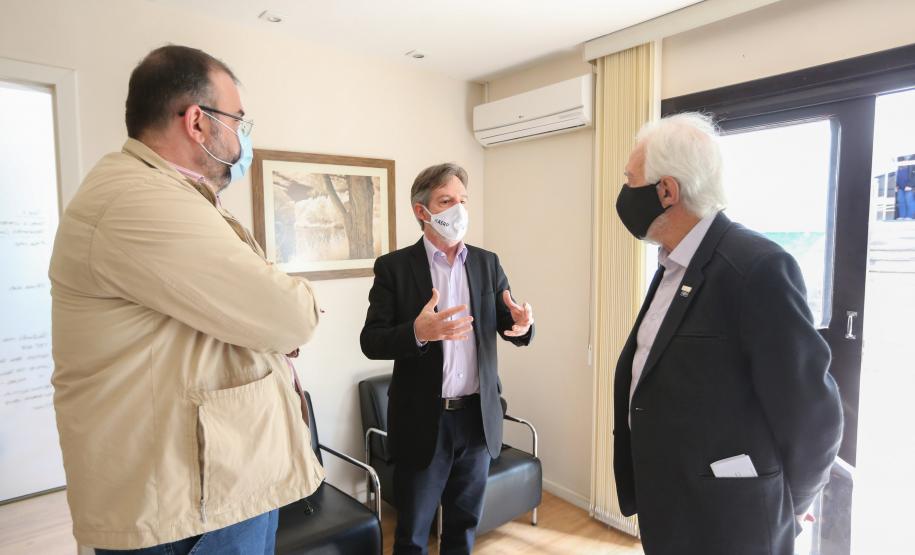 Piana destaca medidas para conter pandemia e retomar economia