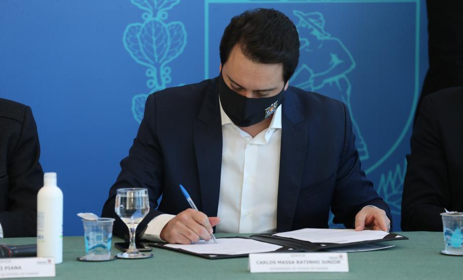 Para marcar um ano do programa, Paraná amplia ações do Descomplica