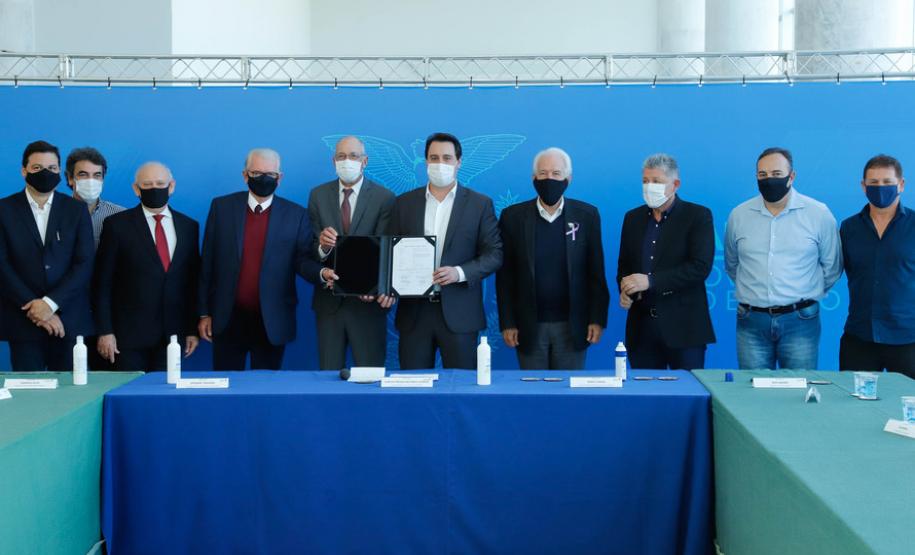 Governo libera obra de duplicação da principal via de Matinhos