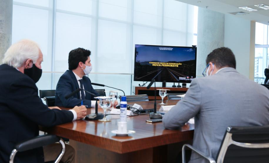 Paraná e Mato Grosso do Sul firmam acordo para ampliar malha ferroviária