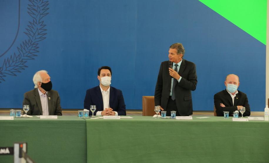 Governo e Itaipu assinam convênio para duplicação da Rodovia das Cataratas