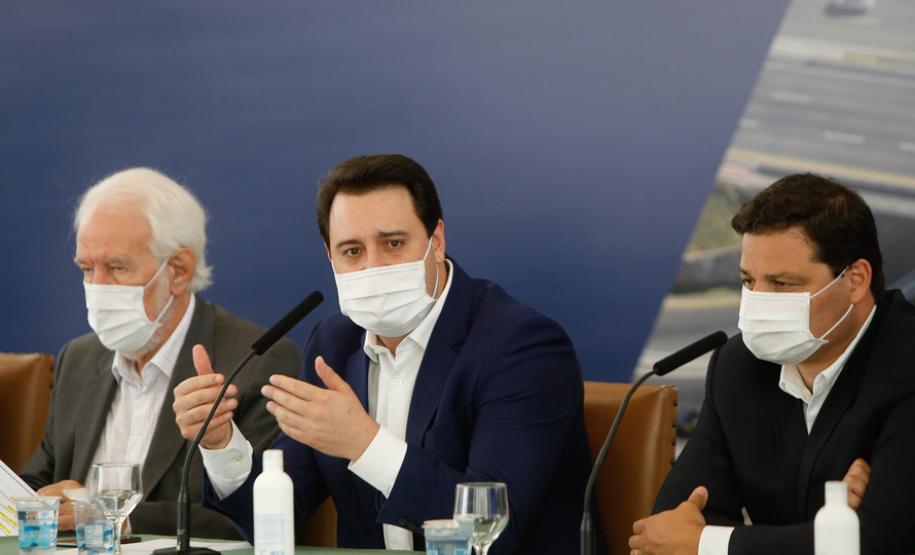 Governador anuncia programa de R$ 4 bilhões em obras de infraestrutura