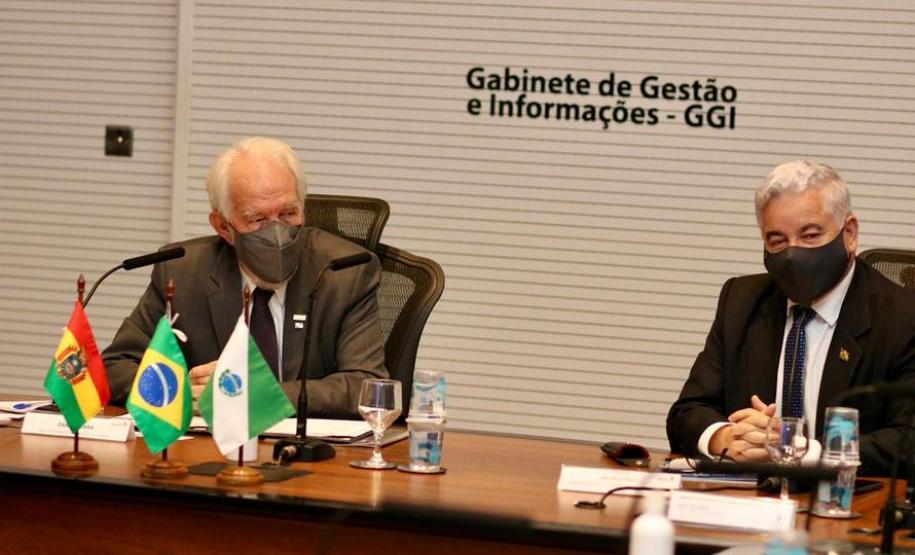 Embaixador da Bolívia faz visita oficial ao Estado do Paraná