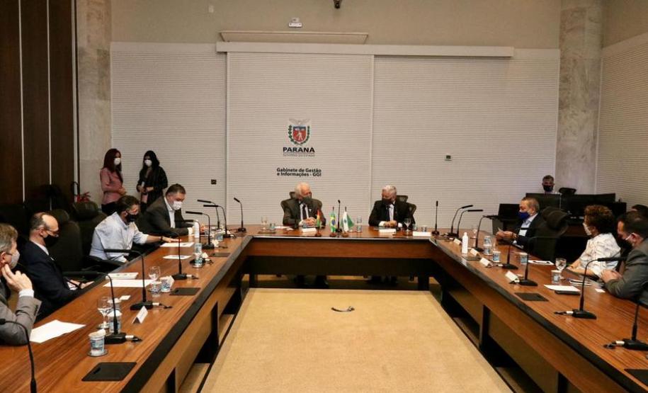 Embaixador da Bolívia faz visita oficial ao Estado do Paraná