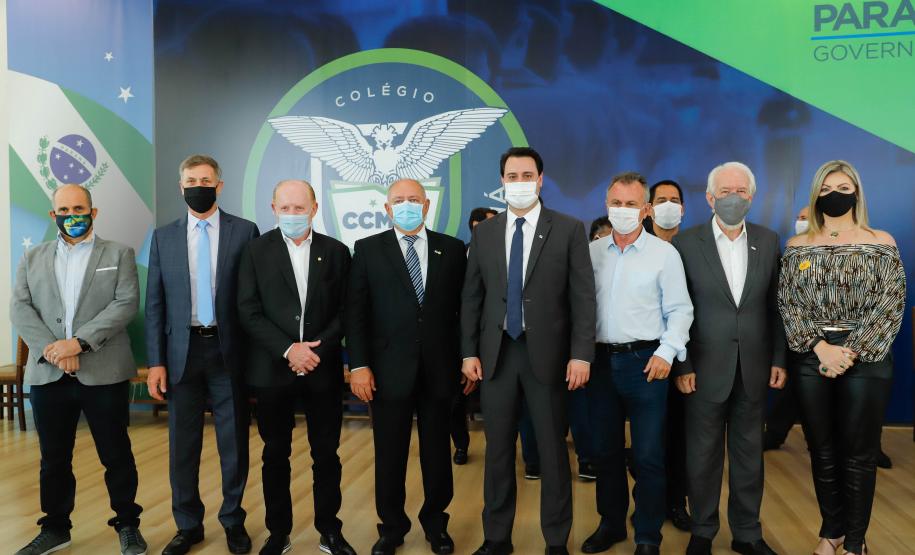 Paraná terá 215 colégios cívico-militares, maior programa do Brasil