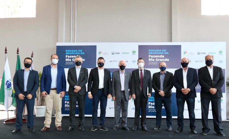 Governo promove encontro para agilizar negócios em Fazenda Rio Grande