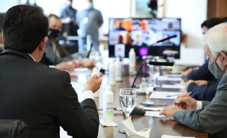 Governador se reúne com bancada para discutir emendas federais