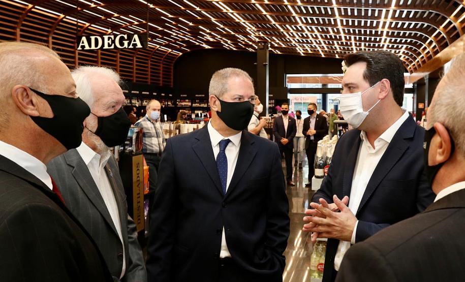 Governador destaca geração de empregos na retomada da economia