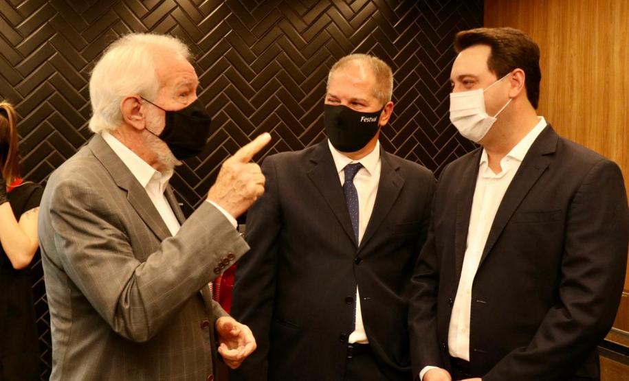 Governador destaca geração de empregos na retomada da economia