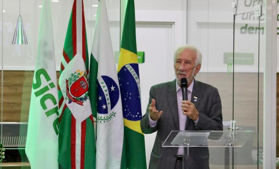 Piana destaca cooperativas de crédito no fortalecimento da economia