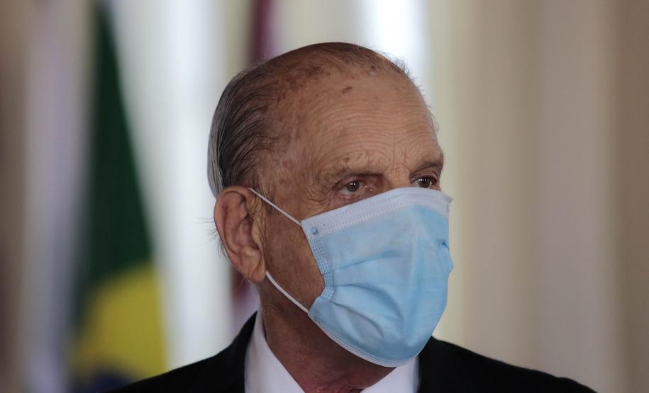 Vice-governador participa de homenagem a Paulo Pimentel