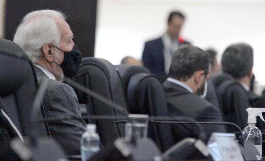 Darci Piana é agraciado com medalha “Distinção Judiciária” do TJPR