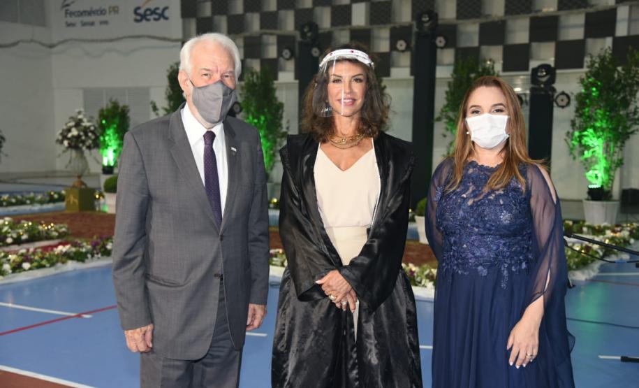 Casamento coletivo virtual une oficialmente mais de 3 mil casais no Paraná