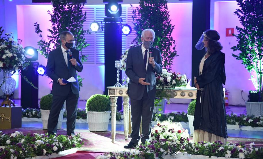 Casamento coletivo virtual une oficialmente mais de 3 mil casais no Paraná