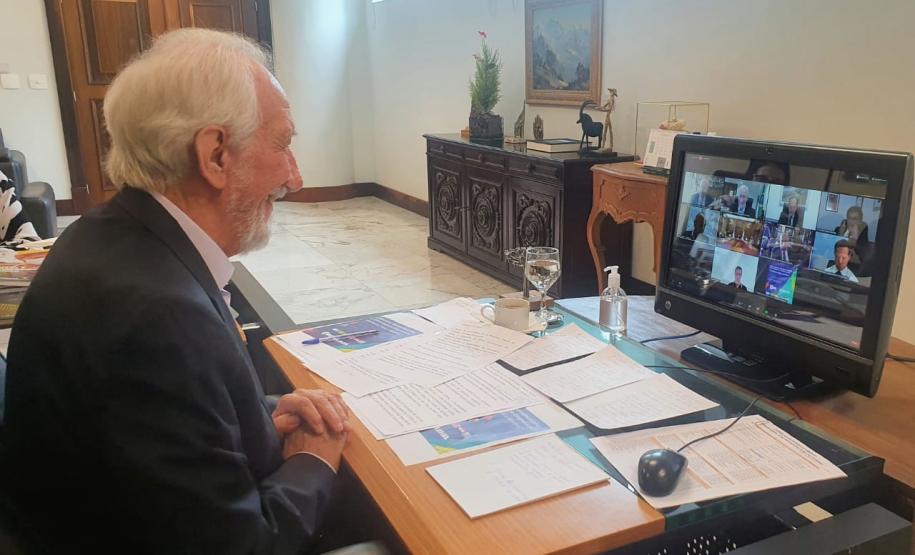 Piana  participa do II Encontro Iberoamericano de Convergência Empresarial