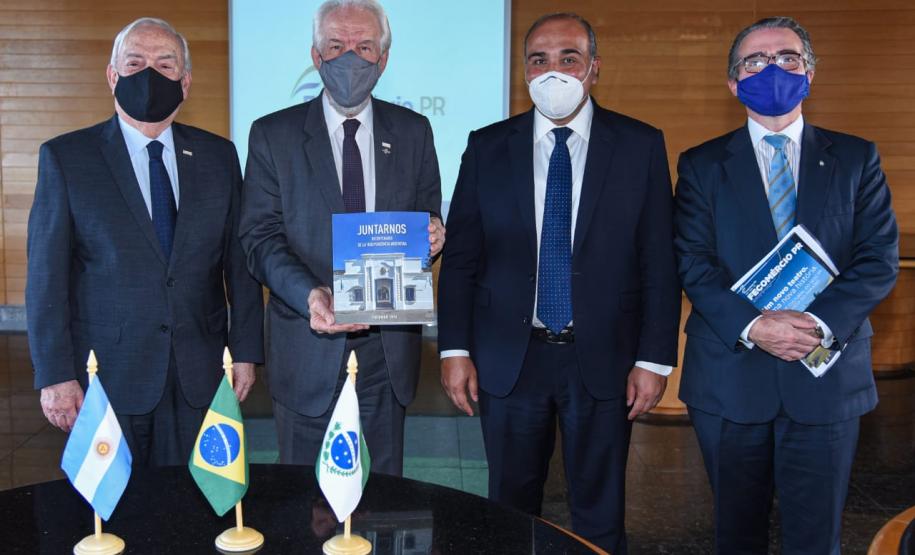 Darci Piana recebe governador argentino de Tucumán