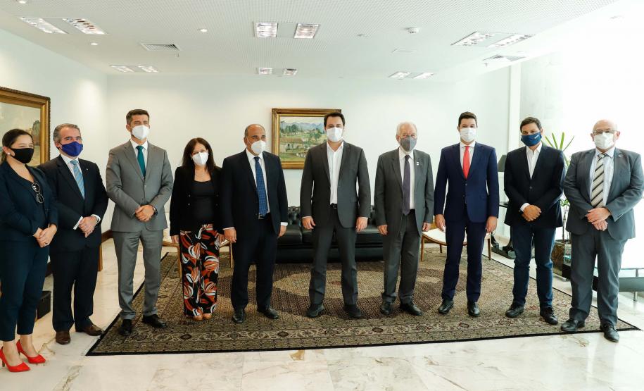 Darci Piana recebe governador argentino de Tucumán